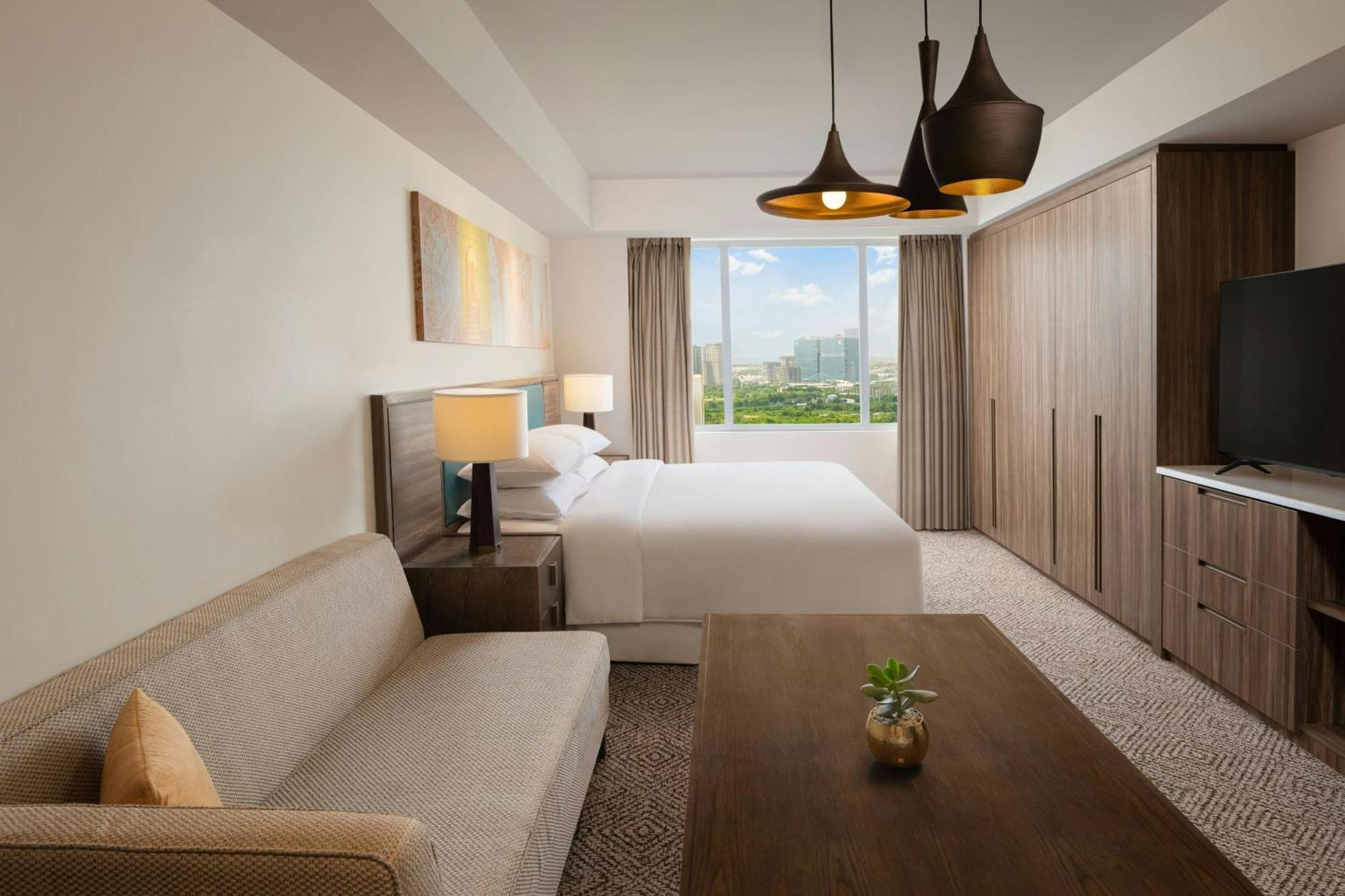 Sheraton Hyderabad Hotel Exterior foto